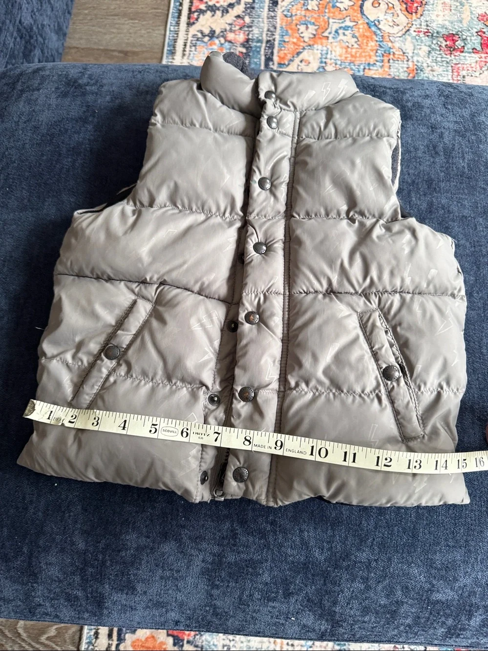 BabyGap Toddler 5 grey puffer vest with lightning bolt design on fabric like new